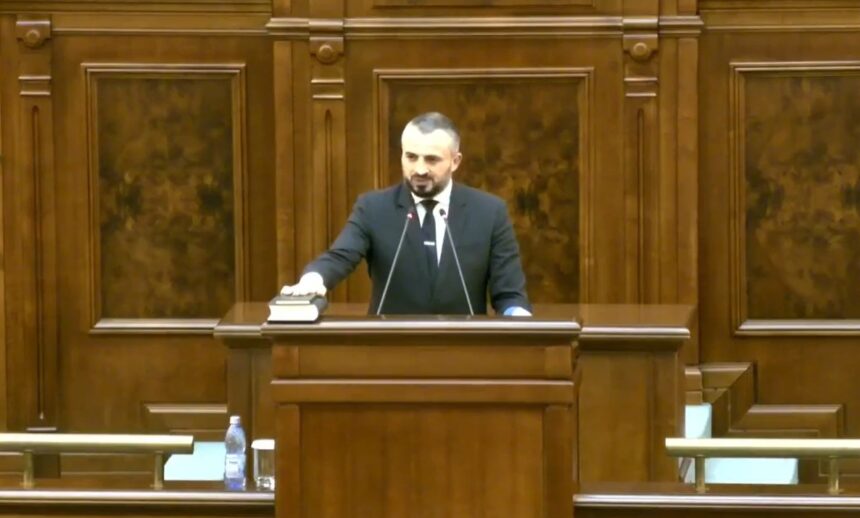schimbare de garda la senat vlahu noul senator aur constanta video 6766d4f9956c4