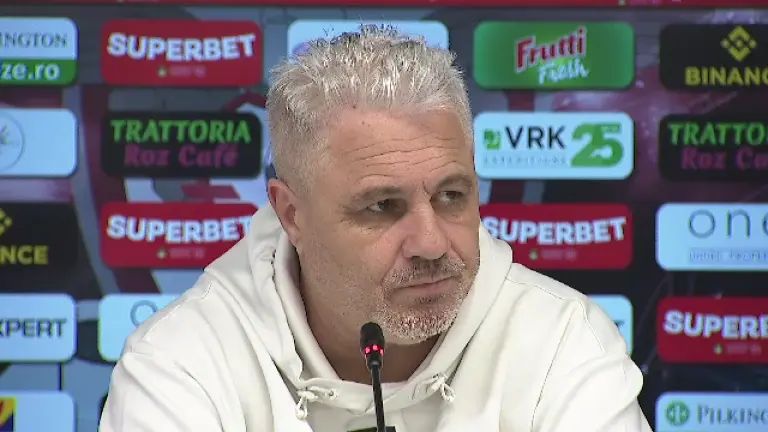 sunt dromader marius sumudica a facut spectacol dupa meciul din cupa romaniei 675010fb96c46