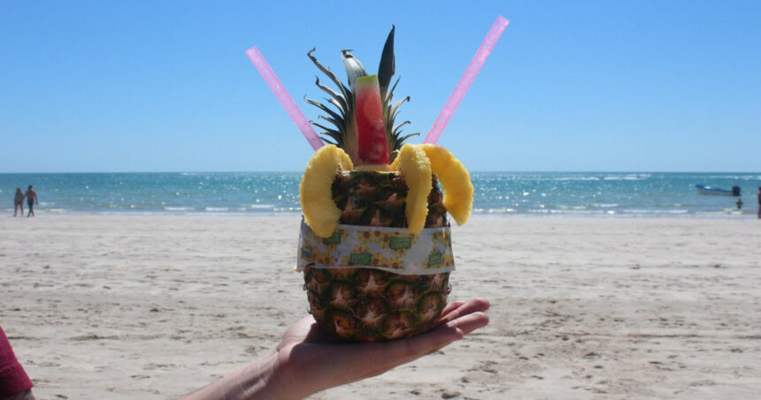 turisti otraviti cu pina colada intr un resort de lux din fiji este un sentiment terifiant de deja vu 676afc85e5f48