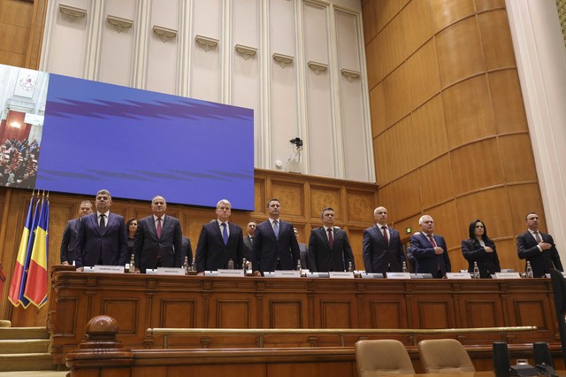 ultima ora guvernul ciolacu a primit votul de investitura din partea parlamentului 6769a7d55878a