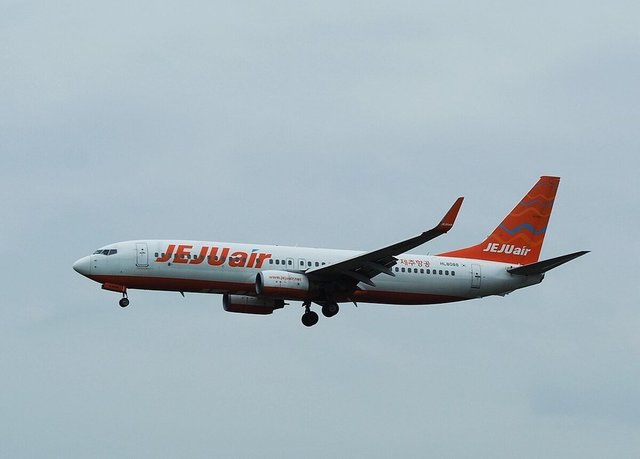 un alt avion jeju air a avut probleme legate de trenul de aterizare si a facut cale intoarsa 67726e574e277