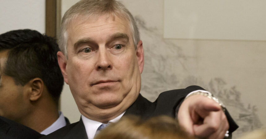 un apropiat chinez al printului andrew al marii britanii a fost expulzat din regat de ce este acuzat 675c27e7f3fb5