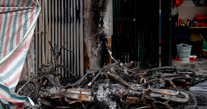 video 11 persoane au murit intr un incendiu la un bar de karaoke din vietnam politia banuieste ca localul a fost incendiat intentionat 6763debf9e4a9