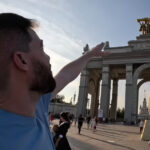 video cum a scapat un vlogger american de inchisoare in rusia dupa ce a folosit cuvantul invazie 67634397ed836