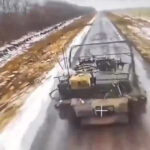 video echipajul ucrainean al unui tanc abrams dezvaluie cum a supravietui in urma unui atac masiv de drone imposibil intr un tanc sovietic 67682ab09d890