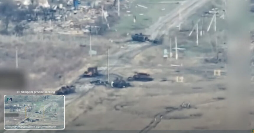 video momentul in care puscasii marini ucraineni resping asaltul unei unitati aeropurtate rusesti de elita 674dd3f5427a6