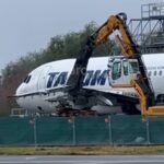 video un avion tarom trimis la dezmembrare in spania 675b50cfcc53b