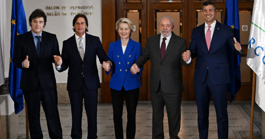 Uniunea Europeană și statele Mercosur anunță încheierea unui acord comercial, după mai bine de 20 de ani de negocieri 1 video uniunea europeana si statele mercosur anunta incheierea unui acord comercial la peste 20 de ani de la inceperea negocierilor 6753055989943