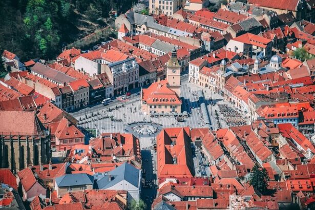 accesul masinilor in zona pietonala a centrului istoric din brasov interzis 679c77b6b1c65
