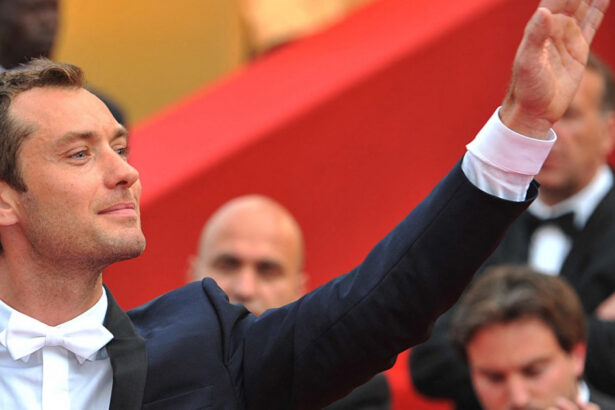 actorul britanic jude law confirma ca il va interpreta pe vladimir putin in filmul vrajitorul de la kremlin 678a357eee7fd