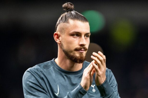 anuntul englezilor despre radu dragusin inainte de hoffenheim tottenham 67925aa7c16f4