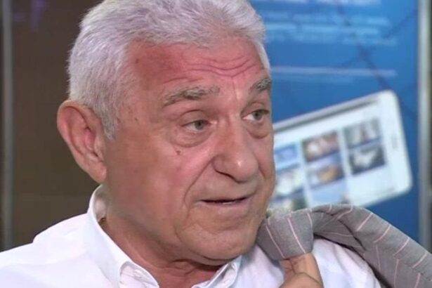 anuntul lui ioan becali despre transferul lui dennis man la fiorentina 678fbb49b88e7