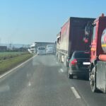 atentie soferi un tir a derapat in apropierea localitatii satu nou iar traficul este blocat 67977b9b38098