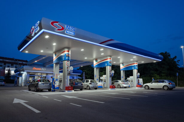 bursa de valori din belgrad suspenda de la tranzactionare actiunile companiei nis prezenta si in romania 678755218471c