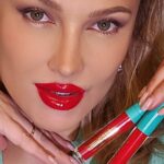 cat costa rujurile lansate de lora cantareata si a dezvoltat afacerea cu cosmetice ma uimeste numarul de femei care comanda 678d1ae3c5603
