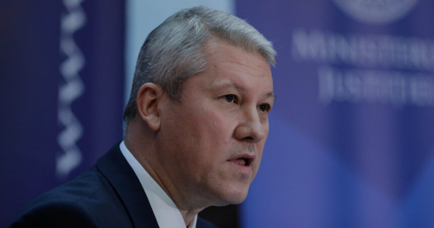 catalin predoiu specularea in scop politic a emotiei romanilor fata de furtul tezaurului dacic in olanda este josnica 67969ca2a4c8e