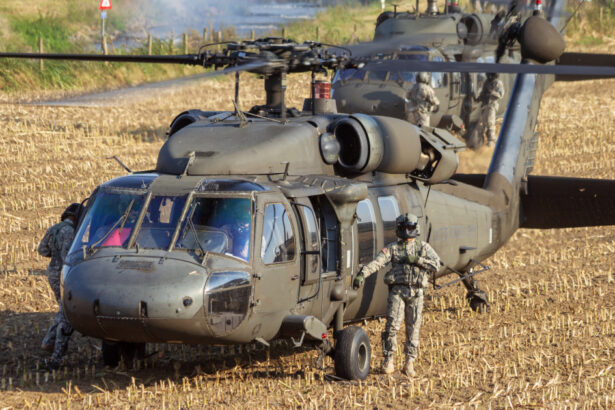 ce este elicopterul black hawk detalii despre calul de tractiune al armatei americane implicat in tragicul accident aviatic din sua 679c997066607