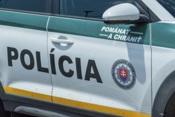 cel putin doi oameni au fost ucisi intr un atac la o scoala din slovacia 67891a369d61c