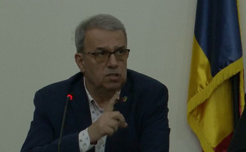ciocnire ovanesian chitac pe cripta de la liceul eminescu creati probleme care nu vor exista niciodata ridicolul ucide in politica 679ced3dc82c9