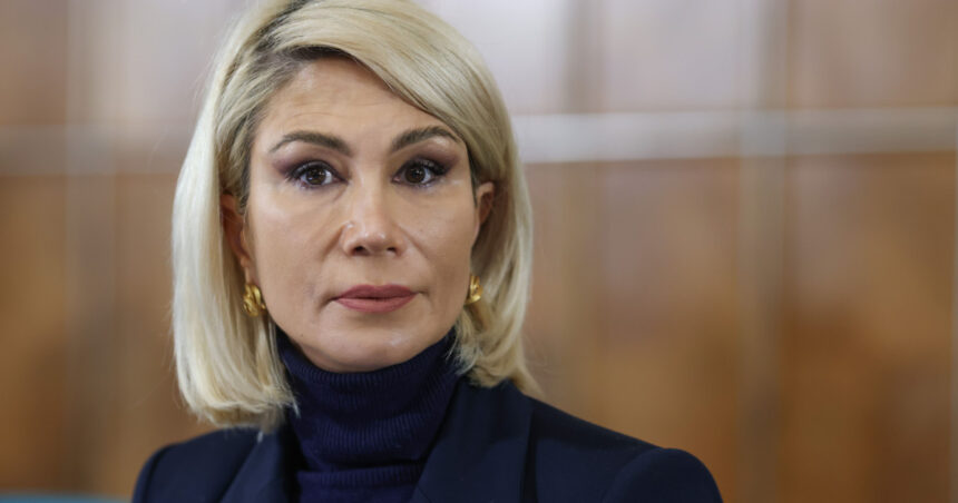 ciolacu replica pentru turcan in scandalul tezaurului obiecte atat de valoroase nu pot fi scoase din tara oricand vrea un ministru 6798b0e3ae643