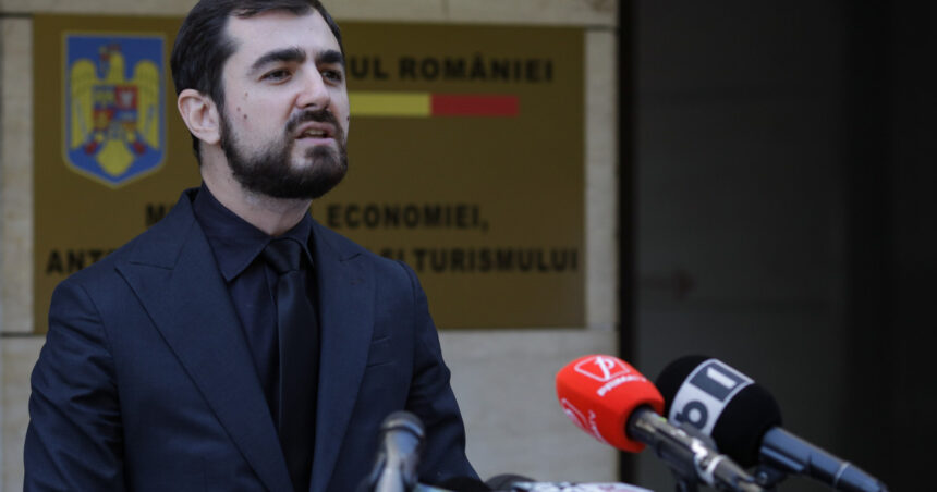 claudiu nasui dupa masurile anuntate de bolojan greseste ca vrea sa dea afara 200 de functionari de la senat ar trebui 400 6790e9c01cfcf