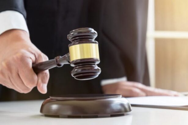 condamnat in trecut pentru proxenetism acum cere sa fie reabilitat pentru a avea din nou cazierul curat 6786e345bb5e0