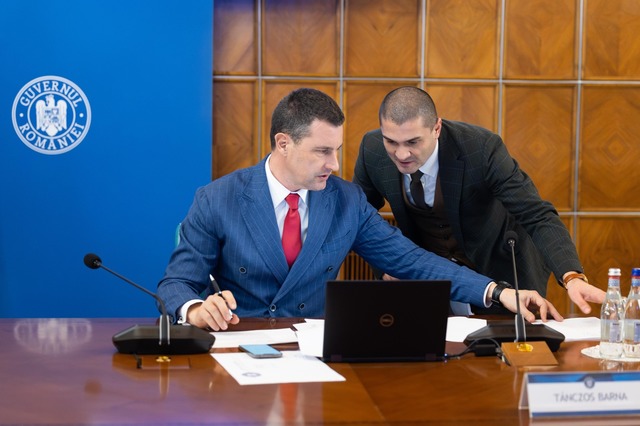 confirmare ministrul finantelor anunta bugetul administratiei prezidentiale scade cu 10 cel al senatului cu 5 si al camerei cu 9 educatia va avea cu 10 mai mult transporturile un plus de 20 sanat 67991a5bded7e