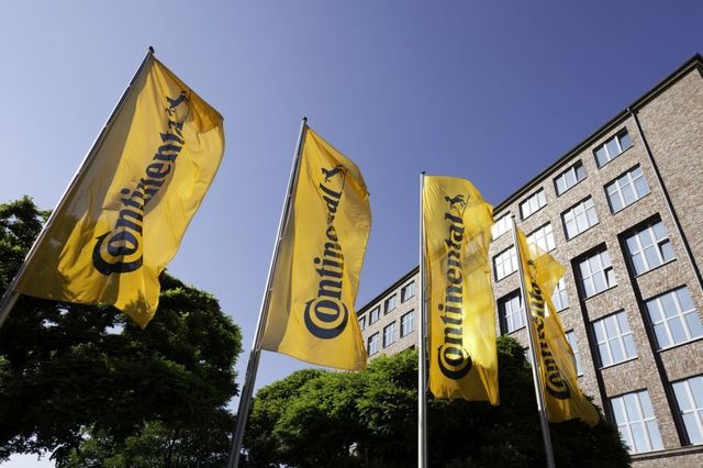 continental inchide complet prin contitech patru uzine 679bb2e76c676
