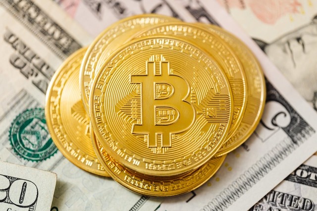 crestere a bitcoin sustinuta de informatii potrivit carora donald trump pregateste un ordin executiv referitor la criptomonede 678b42fa0f18b