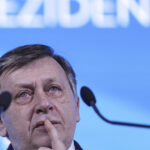 crin antonescu atac voalat la adresa lui iohannis presedintele nu are drept la tacere 679644d638e25