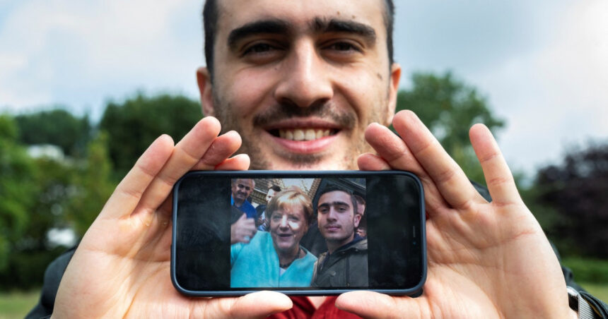 cum i a schimbat viata un selfie cu angela merkel unui refugiat sirian in germania ce spune despre afd si caderea regimului assad 67798e201c985