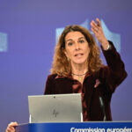 cum raspunde ce la criticile ca a ascuns amploarea bolii ursulei von der leyen poate comisia sa fie condusa dintr un spital 67857d9575fbc