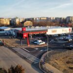 Daniel Gross, CEO Penny: În 2024, consumatorii au fost preocupați nu doar de prețuri, ci și de promoții. Ponderea brandurilor proprii va continua să crească în viitor. 2 daniel gross ceo penny 2024 a fost un an in care oamenii pe langa faptul ca s au uitat dupa pret s au uitat si foarte mult dupa promotii ponderea de private label o sa creasca tot mai mult pe vii 678dde970e9fa