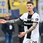 dennis man ar putea pleca de la parma clubul la care adrian mutu a scris istorie il vrea pe internationalul roman 67858363e8843