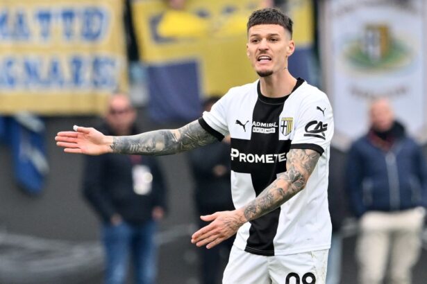 dennis man ar putea pleca de la parma clubul la care adrian mutu a scris istorie il vrea pe internationalul roman 67858363e8843