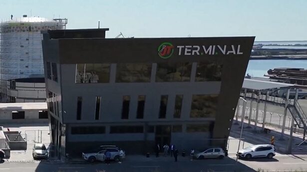 disputa juridica dintre jt grup oil sa si e dynamic structures srl se intensifica ce a transmis firma lui jean paul tucan 679b112f08b0b