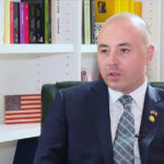 exclusiv cum raspunde ambasadorul romaniei in sua amenintarilor lui calin georgescu datoria mea este de a promova interesele romanilor 678a9c5e07619