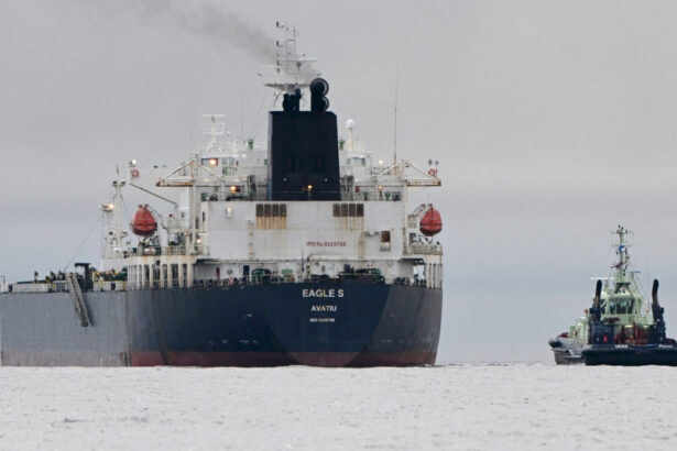 finlanda a descoperit deficiente grave la petrolierul eagle s suspectat de sabotarea cablurilor din marea baltica 677e6db22f11c