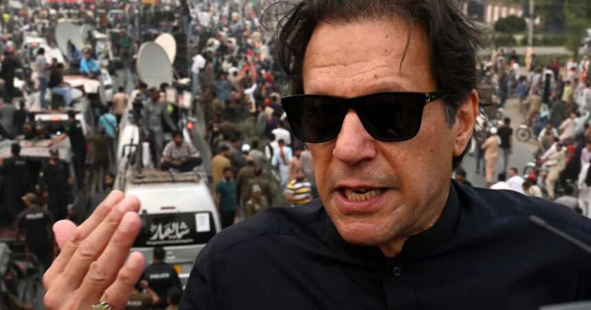 fostul premier al pakistanului a fost condamnat la inca 14 ani de inchisoare intr un nou dosar ce acuzatii i se aduc lui imran khan 678a45333ca5a