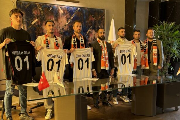 foto andrei ivan a fost prezentat oficial de adanaspor cand este asteptat debutul 6786b1bf41557