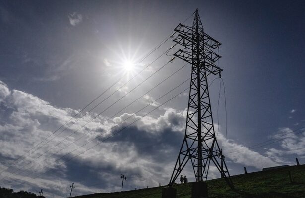foto transelectrica a majorat cu doua treimi capacitatea de export import de energie electrica a romaniei pe interconexiunea cu serbia 679a652dcf481
