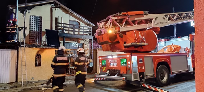 foto video incendiu de proportii in tulcea pompierii au scos din foc o butelie gpl 6788b134768a9