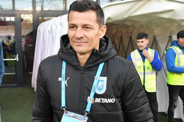 galca plecare cu zambetul pe buze de la craiova o sa mi iau banii in rate cum le a batut obrazul sefilor 6798eb1dc2160