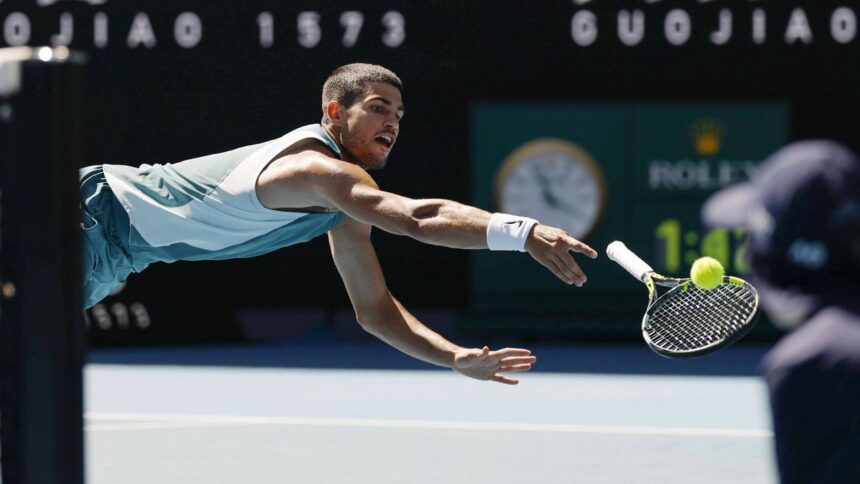 galerie foto australian open 2025 alcaraz si djokovic la un meci distanta de finala din sferturi spaniolul miscari de spiderman 678a3cc62854b