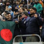 galerie foto fani din bangladesh sustinatori ai fcsb la meciul cu manchester united 679cd179b7c93