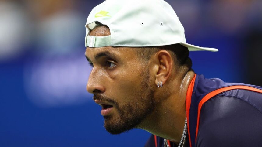 galerie foto nick kyrgios lamentabil eliminat clar de numarul 92 atp in turul intai al openului australian 6784f35cc7c45