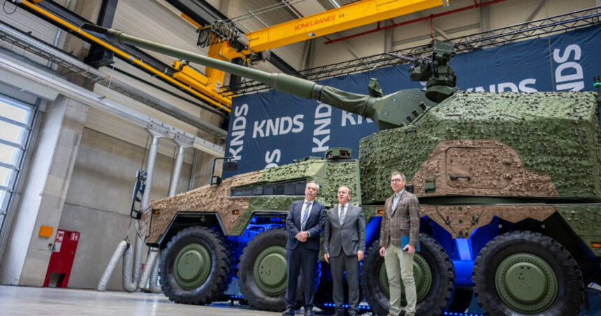 germania a livrat primul tun autopropulsat rch 155 produs de knds pentru artileria kievului cate astfel de arme va primi ucraina 67854bcd6851b