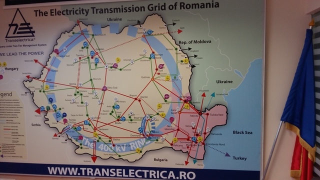 grafice romania tine deocamdata cu succes becul aprins peste prut dar disparitia gazelor naturale si energiei electrice rusesti va scumpi curentul in republica moldova 6777b7ea92fec