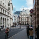 guvernul britanic da inapoi si va atenua regimul fiscal al strainilor bogati pentru a preveni exodul acestora 6794922e407b7