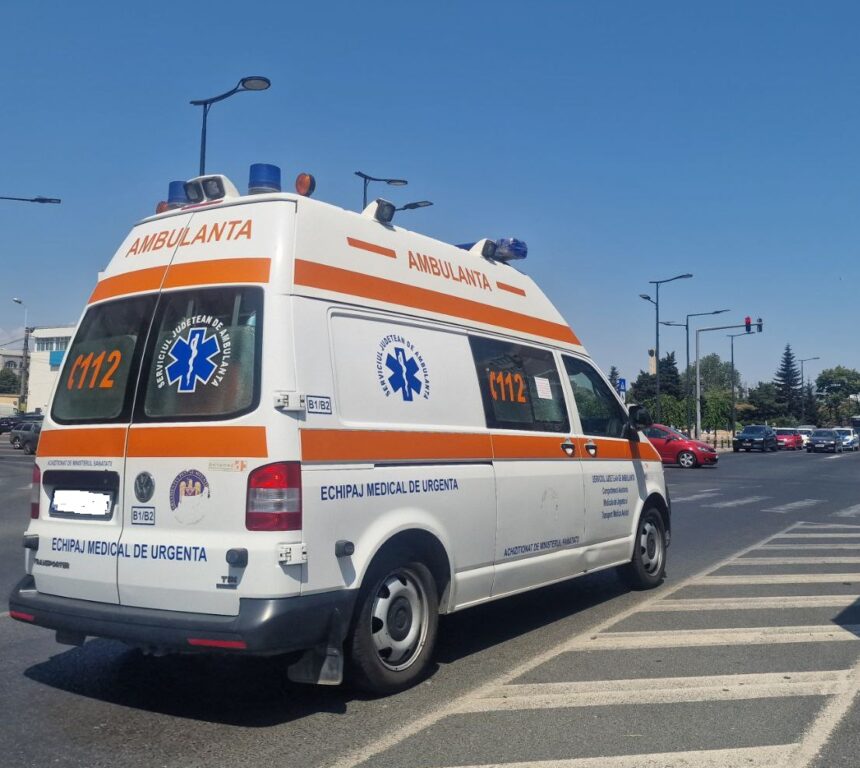 interventie de urgenta in zona cimitirului central un barbat in stop cardiorespirator a fost salvat de paramedici 6794d195bc37e